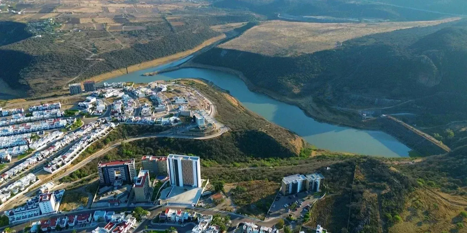 Lake Cañadas Tower: ¿Es tu hogar ideal en Querétaro?